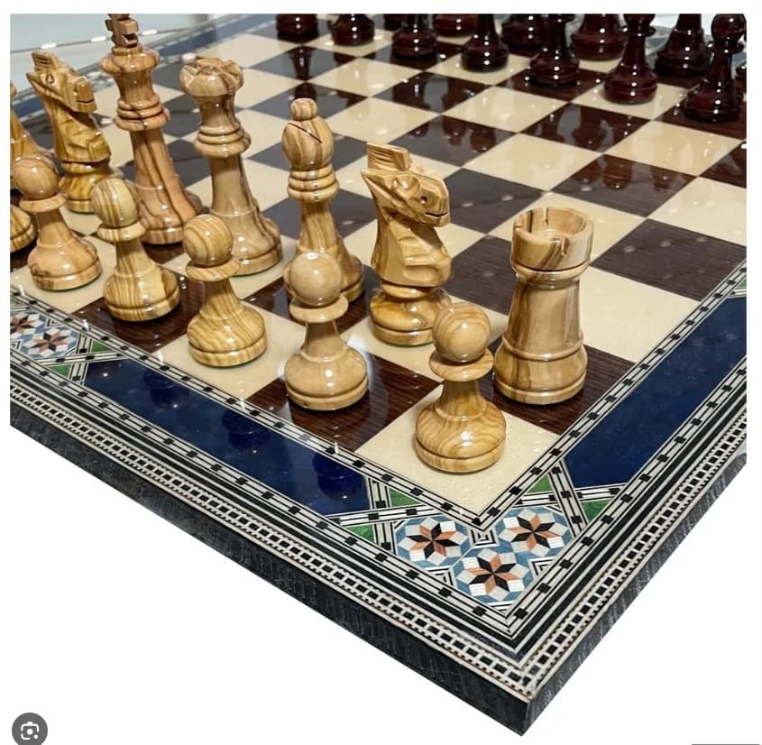 Ajedrez de la Alhambra — image 2 of 3